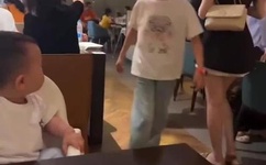 非洲大猪和非洲女人配